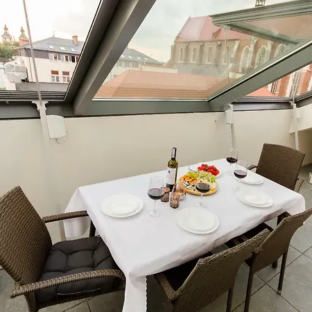 Central Penthouse With Terrace Краків Екстер'єр фото